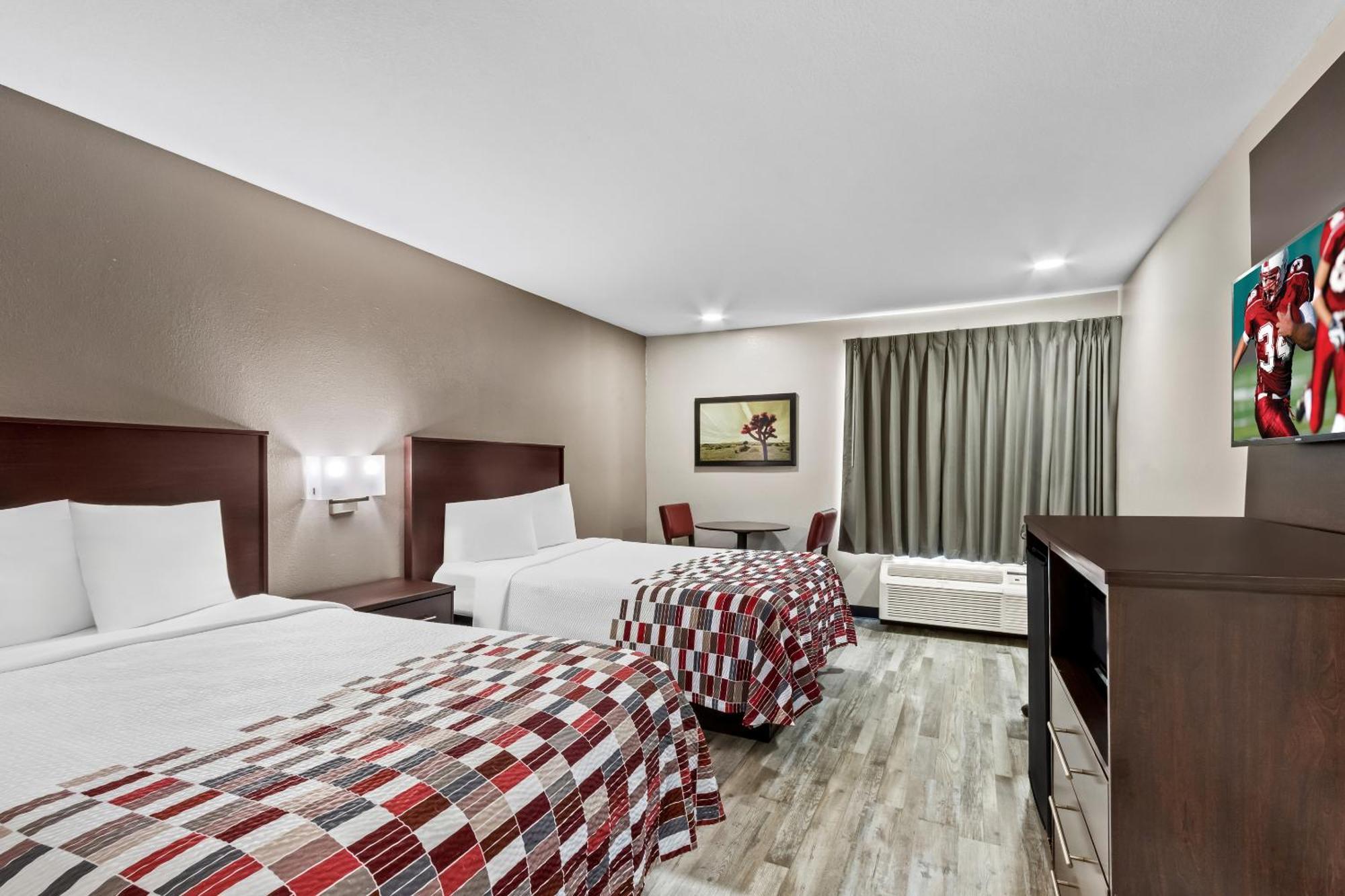 Red Roof Inn Phoenix North - I-17 At Bell Rd Экстерьер фото
